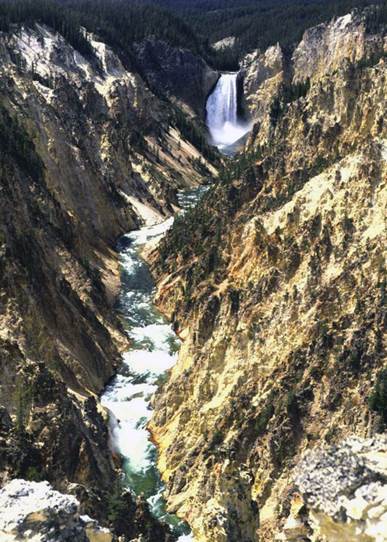 http://www1.newark.ohio-state.edu/Professional/OSU/Faculty/jstjohn/Geology%20105/Yellowstone/Grand-Canyon-of-the-Yellowstone1.jpg